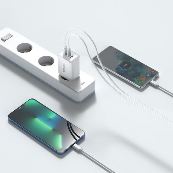 Tech-Protect PD 65W Vægoplader m. 2 x USB-C & 1 x USB-A - Hvid
