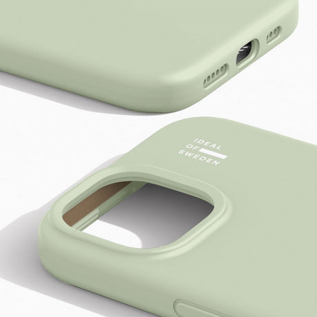 iPhone 17e / 16e / 15 / 14 / 13 iDeal Of Sweden Silicone Case - MagSafe Kompatibel - Sage Green