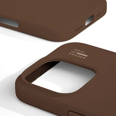iDeal Of Sweden iPhone 16 Pro Silicone Case - MagSafe Kompatibel - Mocha Mousse