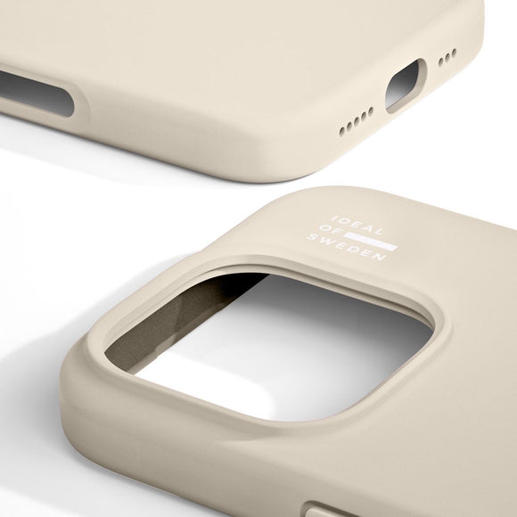 iPhone 16 Pro Max iDeal Of Sweden Silicone Case - MagSafe Kompatibel - Cloud Dancer