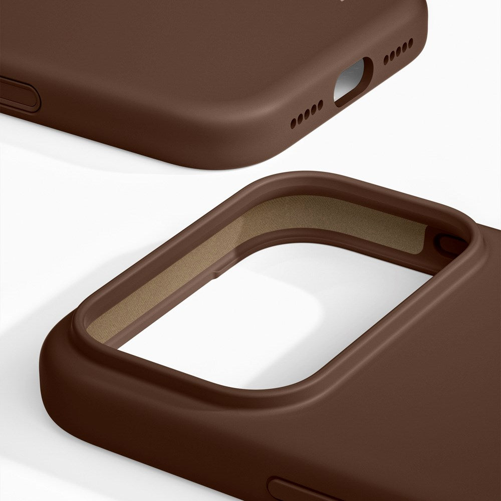 iDeal Of Sweden iPhone 17 Pro Silicone Case - MagSafe Kompatibel - Mocha Mousse