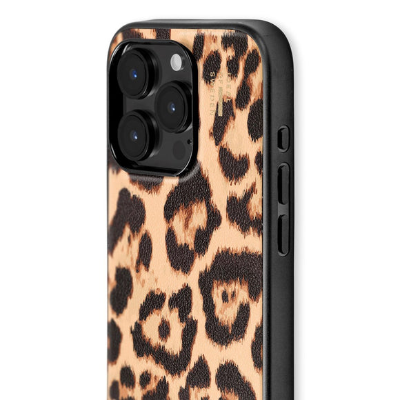 iDeal Of Sweden iPhone 15 Pro Vegan Leather Case - Timeless Leo
