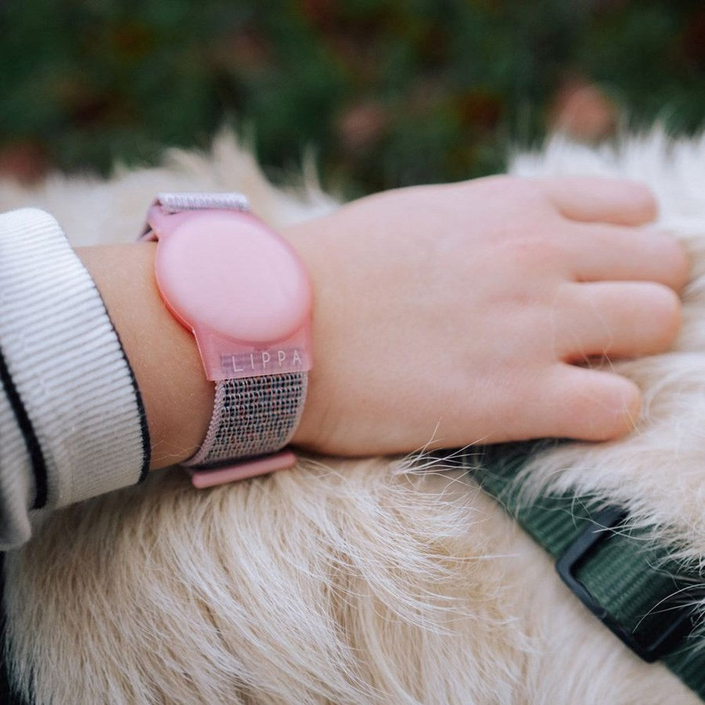 Lippa Justerbart Nylon Armbånd til AirTag 1. & 2. Gen. - Lyserød