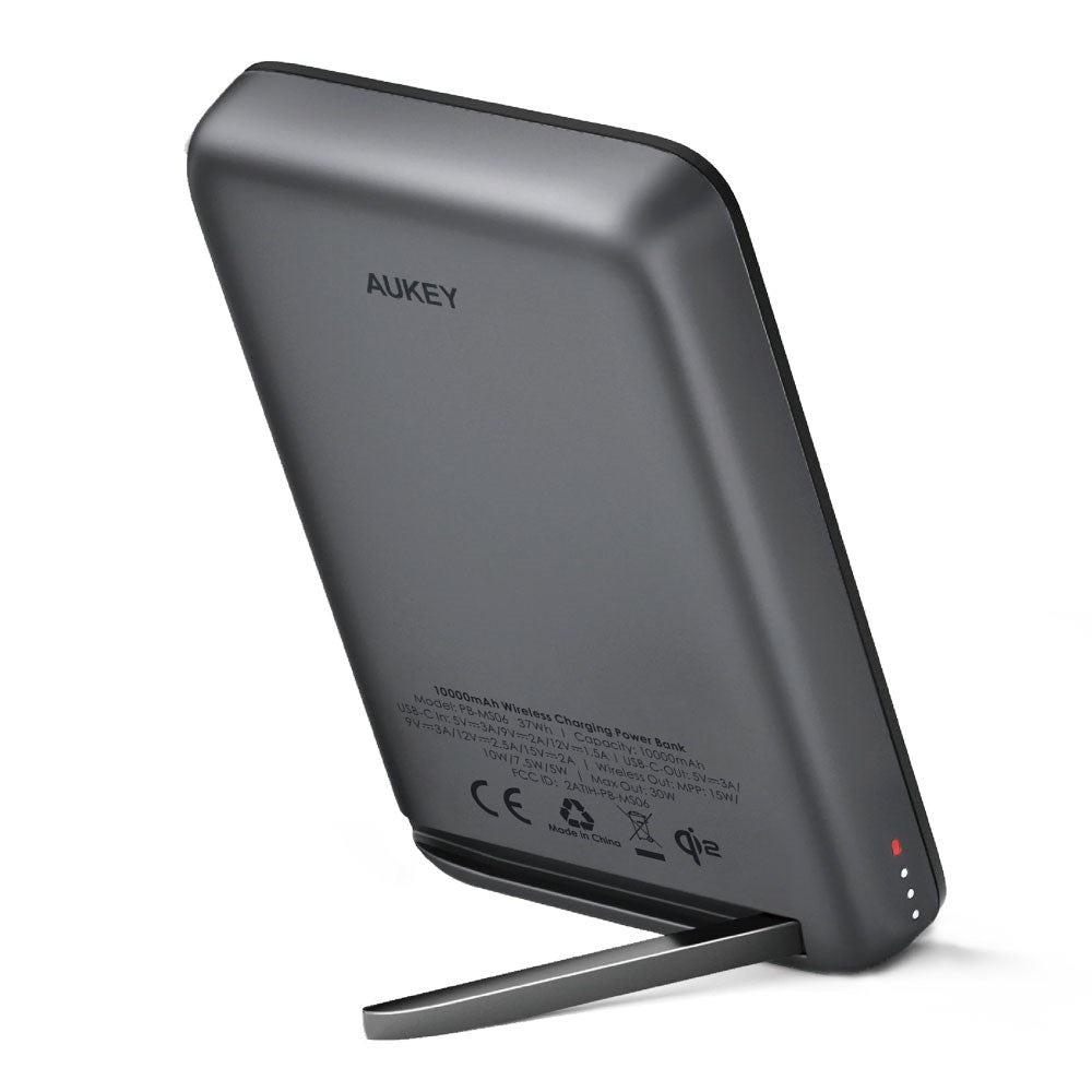 Aukey MagFusion 10.000mAh Powerbank m. Trådløs Opladning & Ståfunktion - MagSafe / Qi2 Kompatibel - Grå