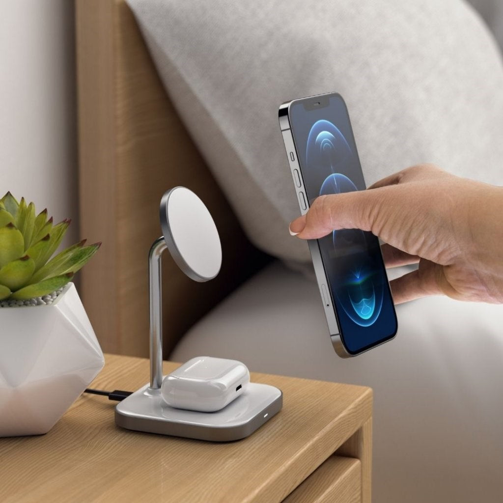 Satechi 15W Magnetic 2-in-1 Wireless Charging Stand - MagSafe Kompatibel - Hvid